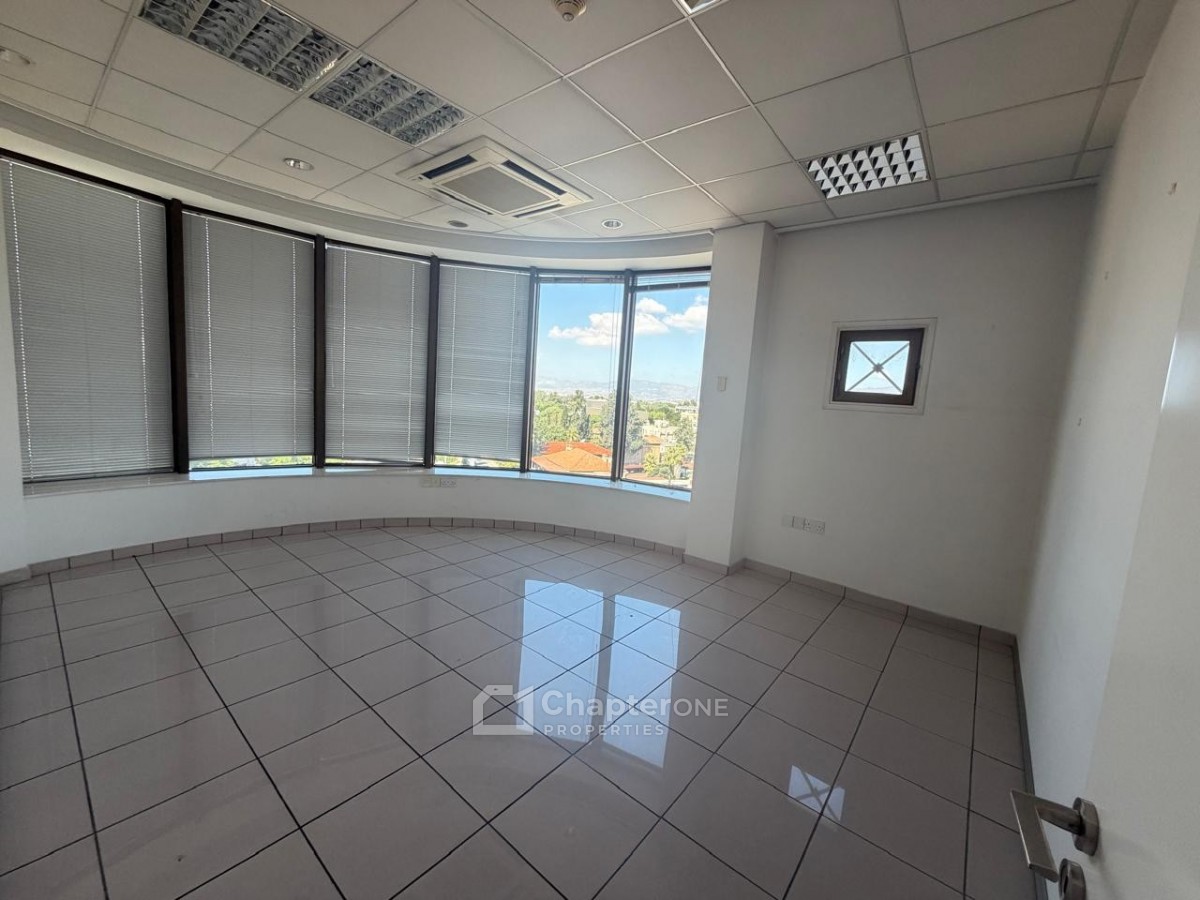 Office  For Rent  in  Nicosia Town