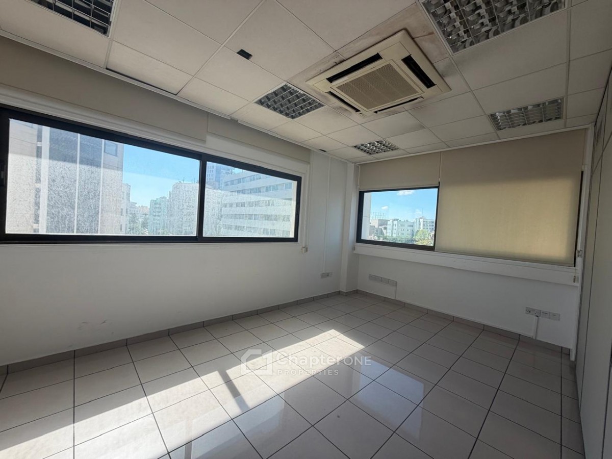 Office  For Rent  in  Nicosia Town