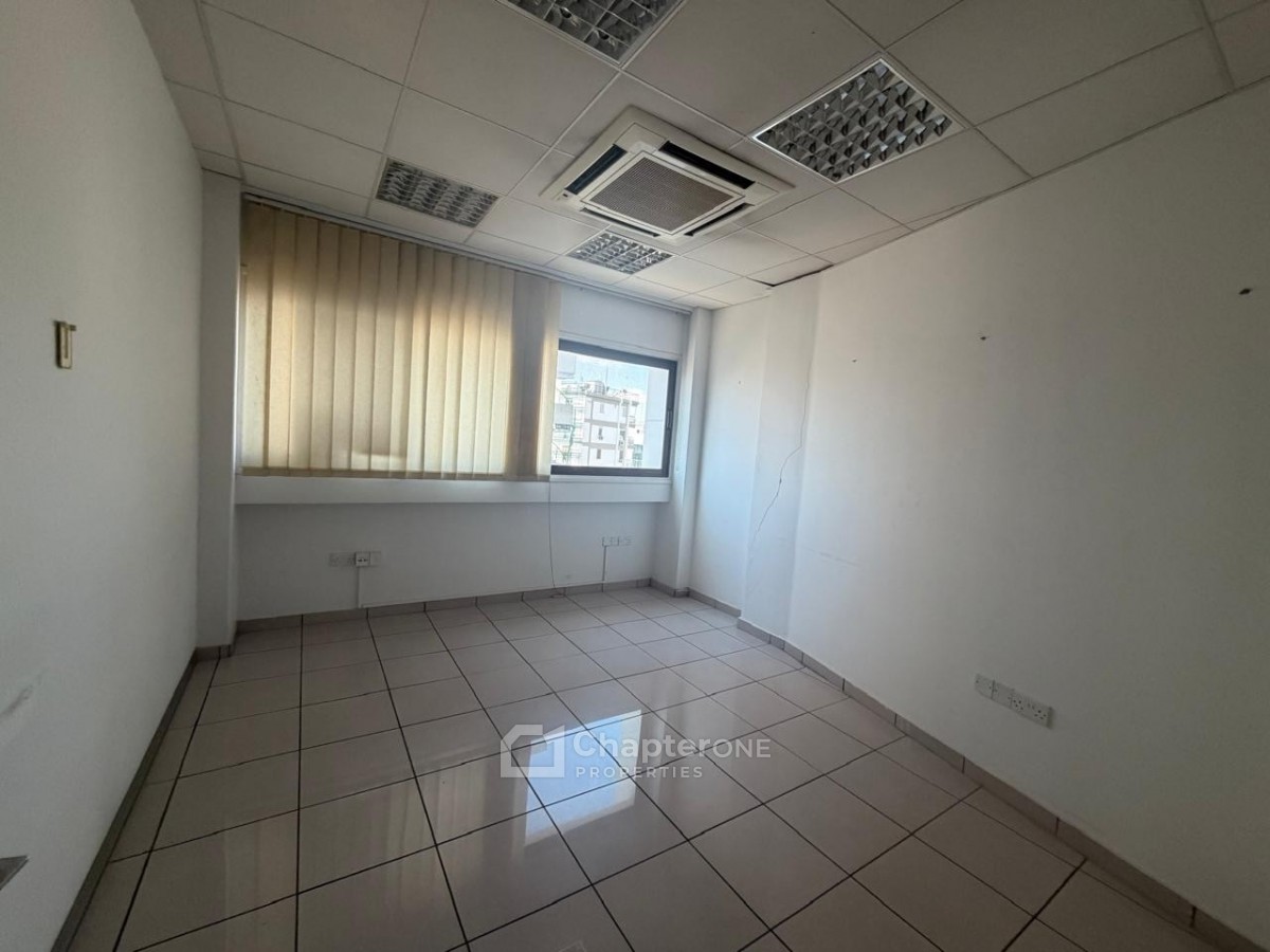 Office  For Rent  in  Nicosia Town