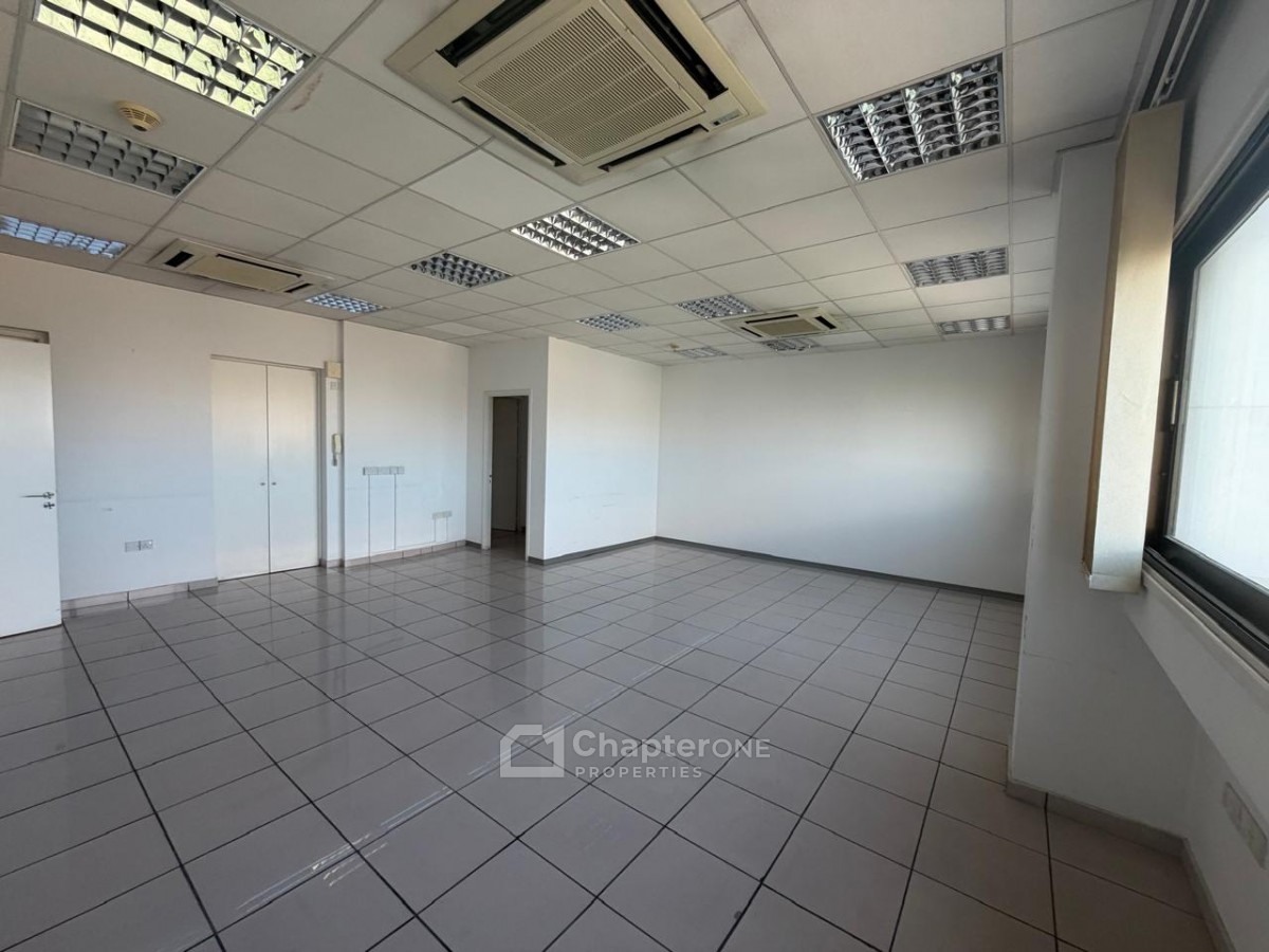 Office  For Rent  in  Nicosia Town