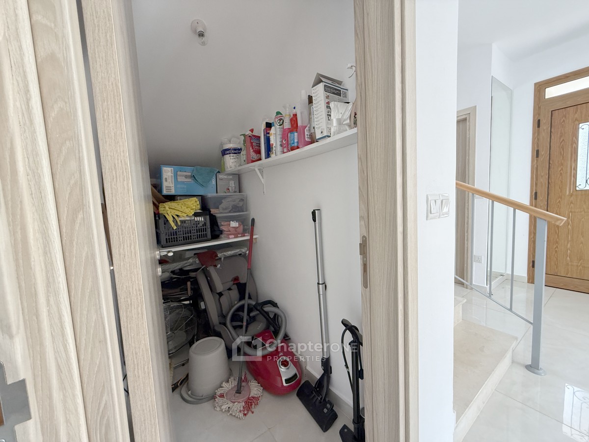 Detached Villa For Sale  in  Kato Paphos - Universal