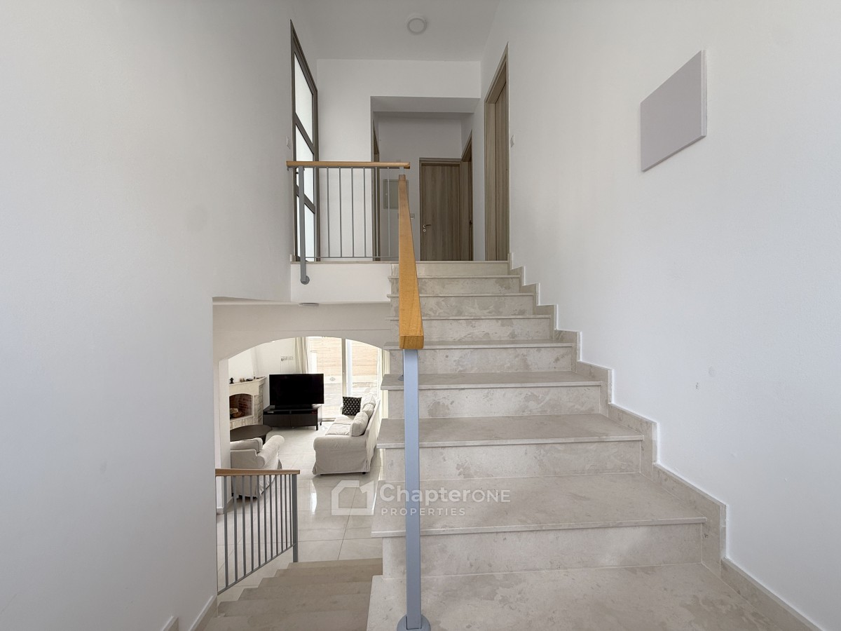 Detached Villa For Sale  in  Kato Paphos - Universal
