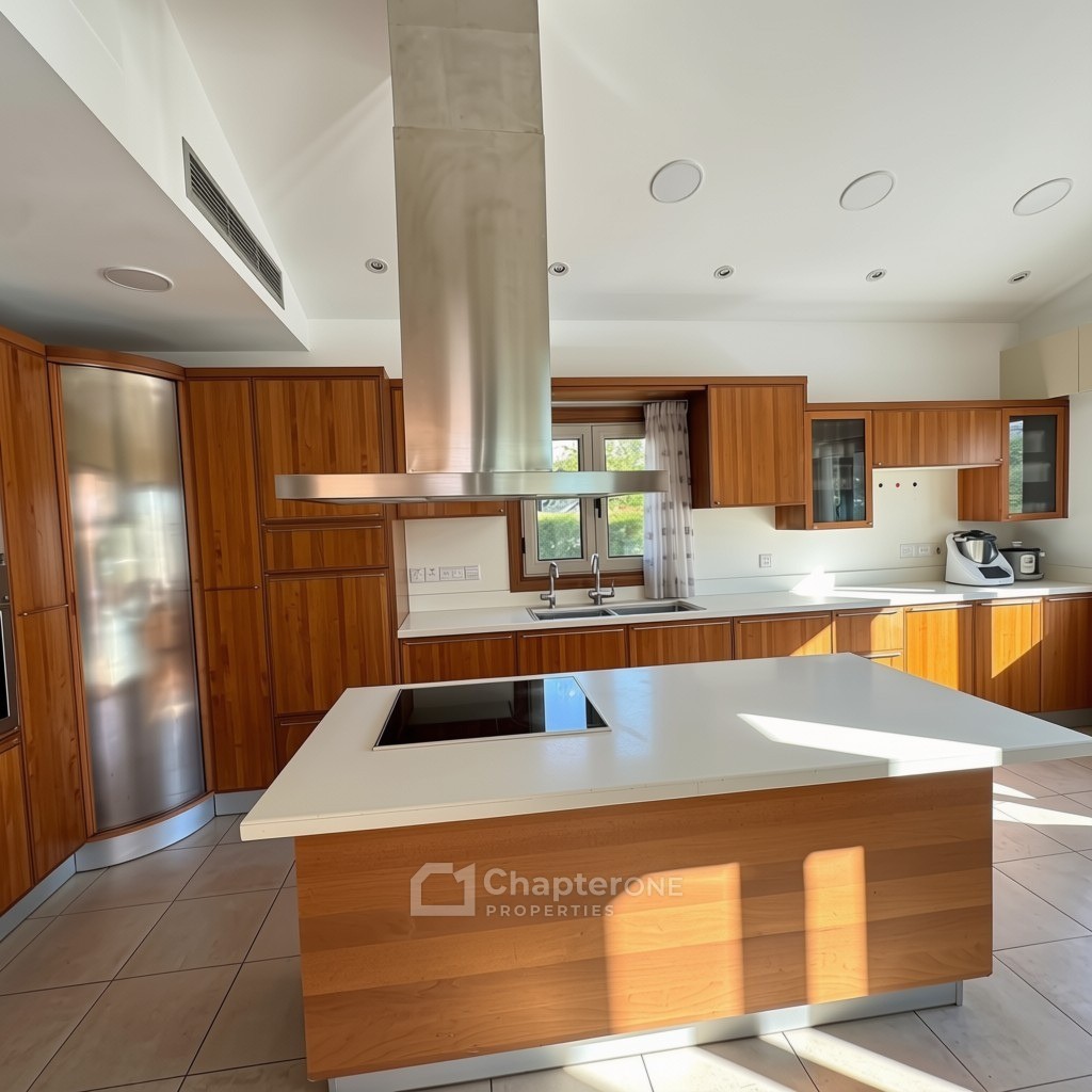 Detached Villa For Sale  in  Egkomi - Makedonitissa