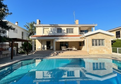 Egkomi - Parissinos Detached Villa For Sale | C13087