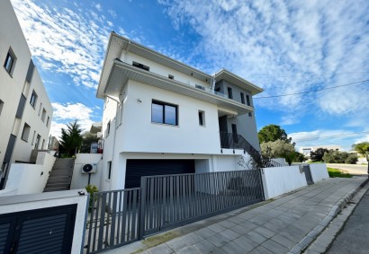 Latsia, Nicosia Detached Villa For Sale | C13094