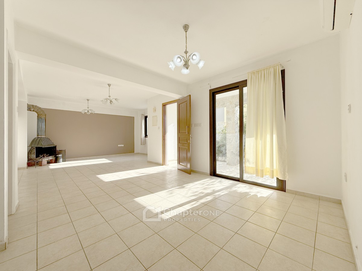 Semi Detached Villa For Sale  in  Tremithousa