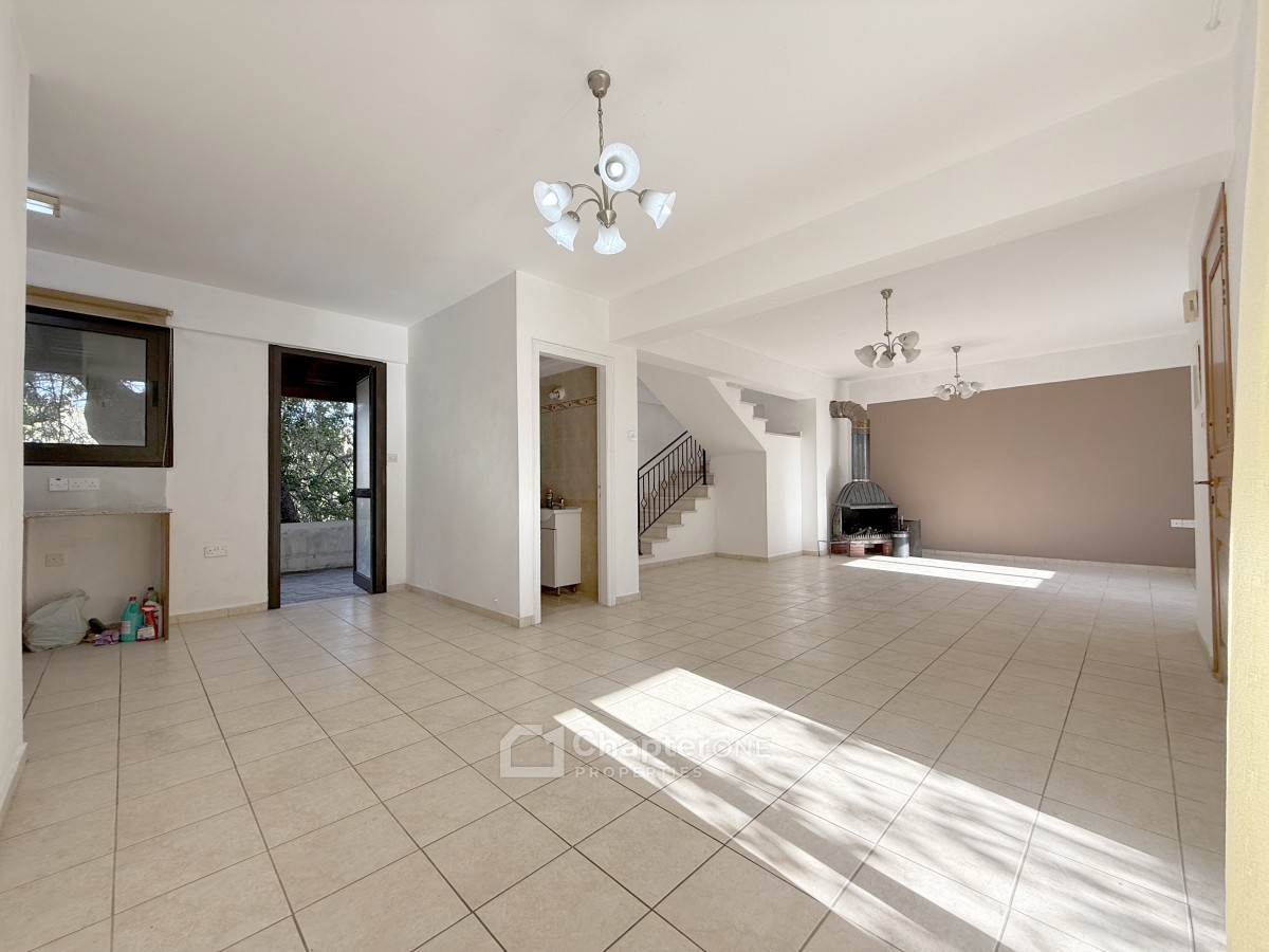 Semi Detached Villa For Sale  in  Tremithousa