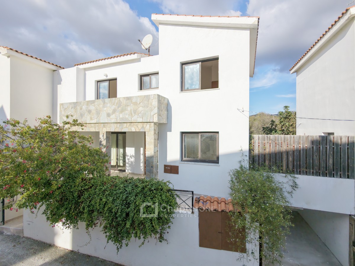 Semi Detached Villa For Sale  in  Tremithousa