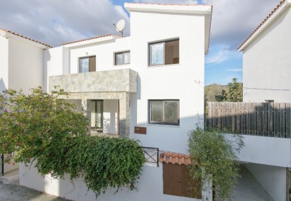 Tremithousa, Paphos Semi Detached Villa For Sale | C13096