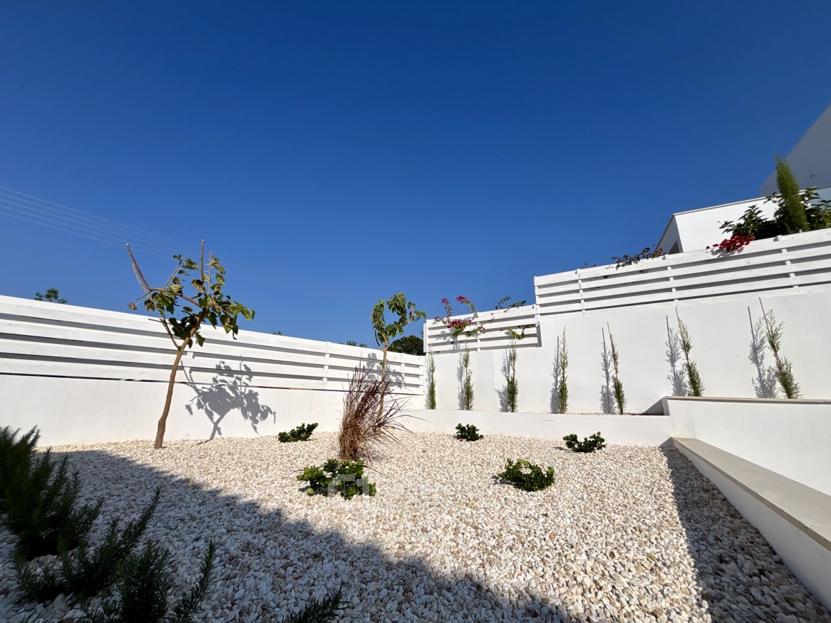 Detached Villa For Sale  in  Peyia - St. George