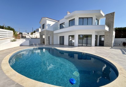 Peyia - St. George, Paphos Detached Villa For Sale | C13106