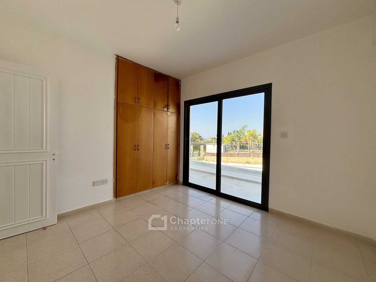 Detached Villa For Sale  in  Peyia - St. George