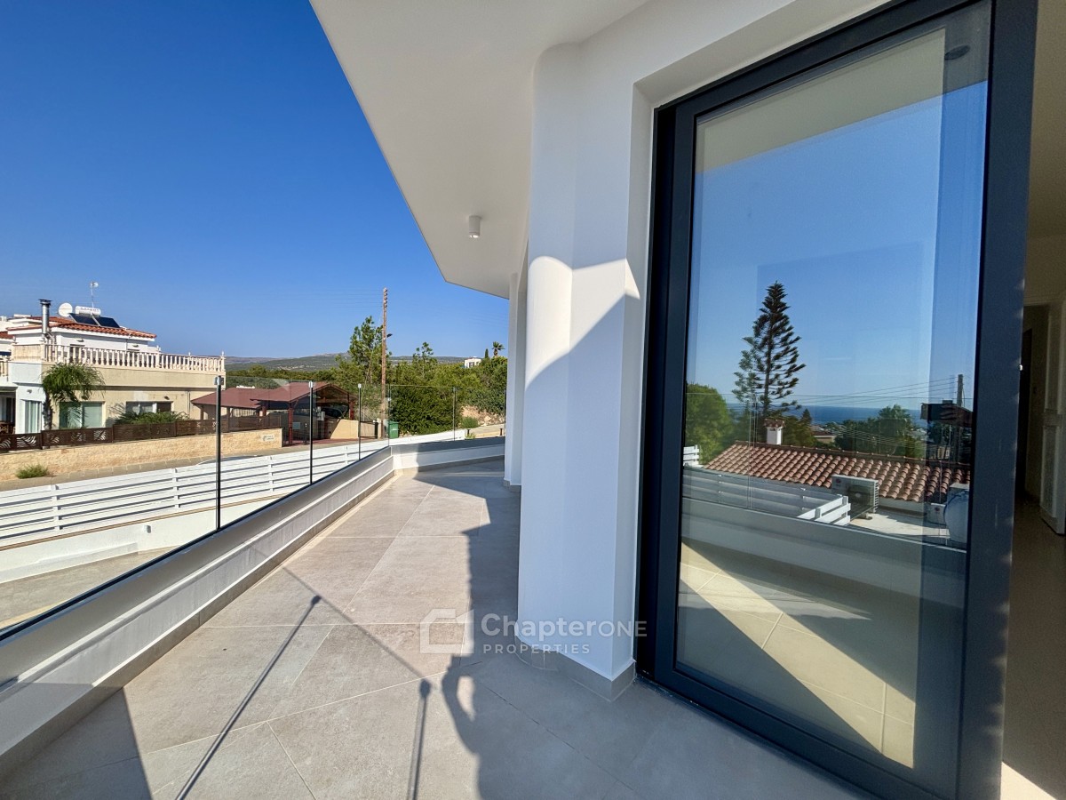 Detached Villa For Sale  in  Peyia - St. George