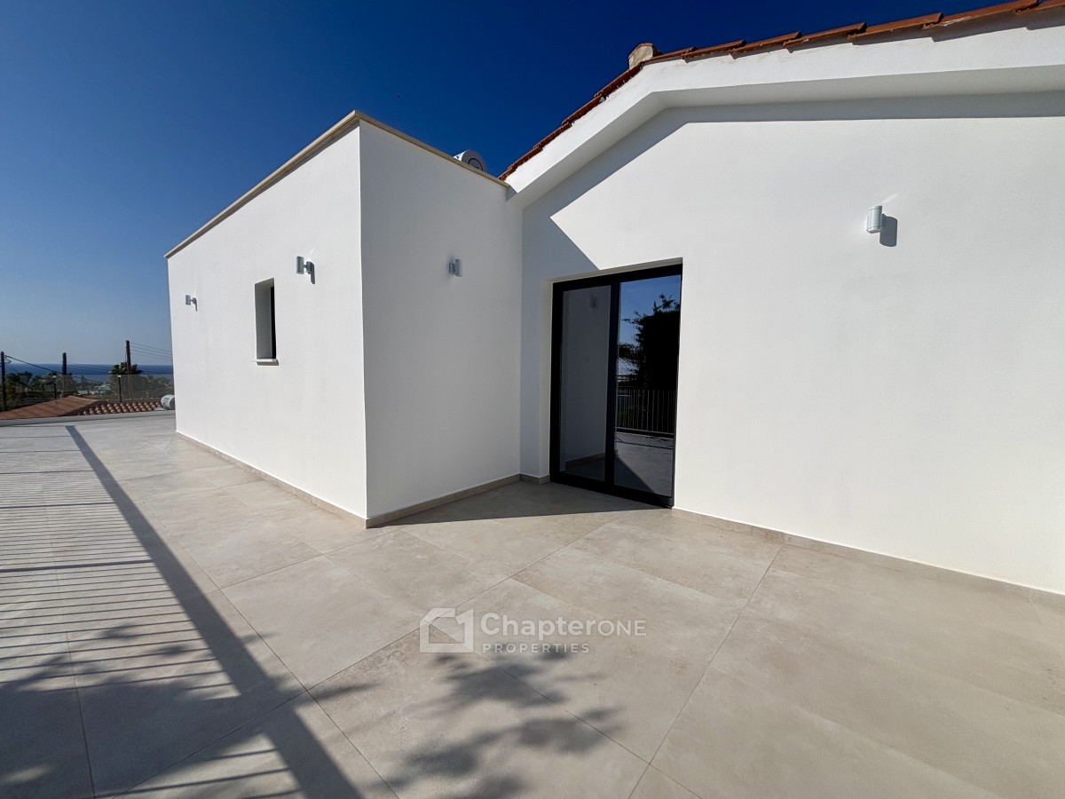 Detached Villa For Sale  in  Peyia - St. George