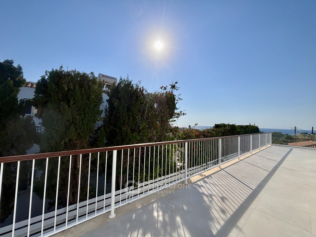 Detached Villa For Sale  in  Peyia - St. George