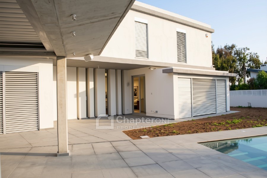 Detached Villa For Sale  in  Strovolos - Chryseleousa