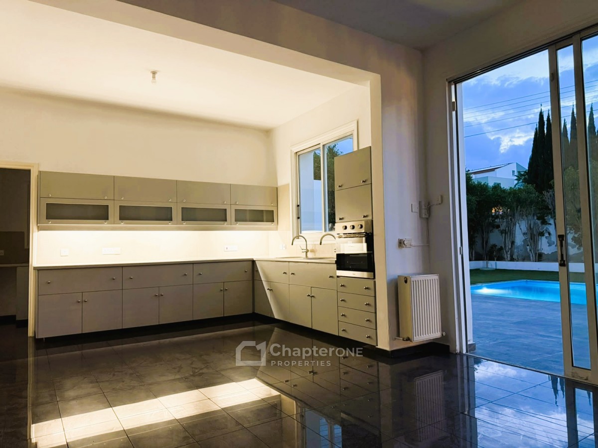 Detached Villa For Sale  in  Lakatameia - Agia Paraskevi