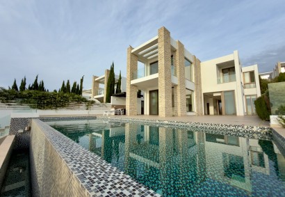 Peyia - St. George, Paphos Detached Villa For Sale | C13131