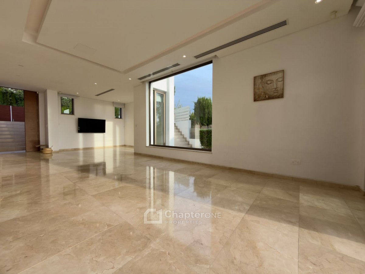 Detached Villa For Sale  in  Peyia - St. George