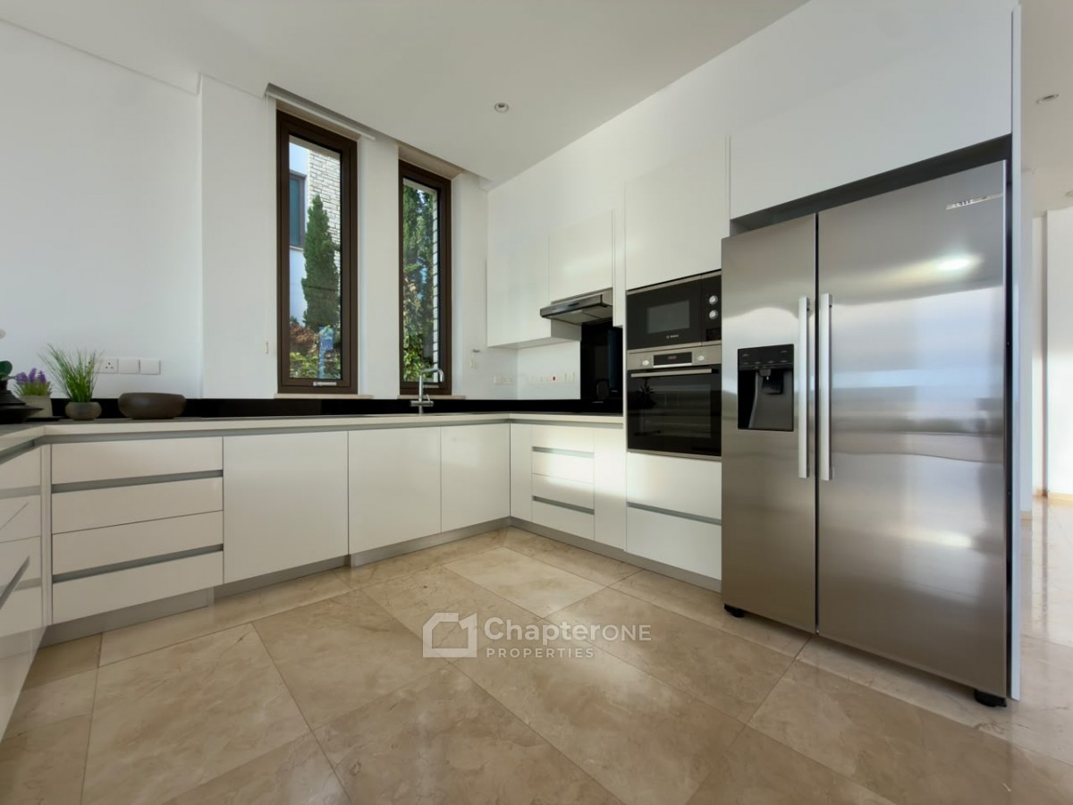 Detached Villa For Sale  in  Peyia - St. George