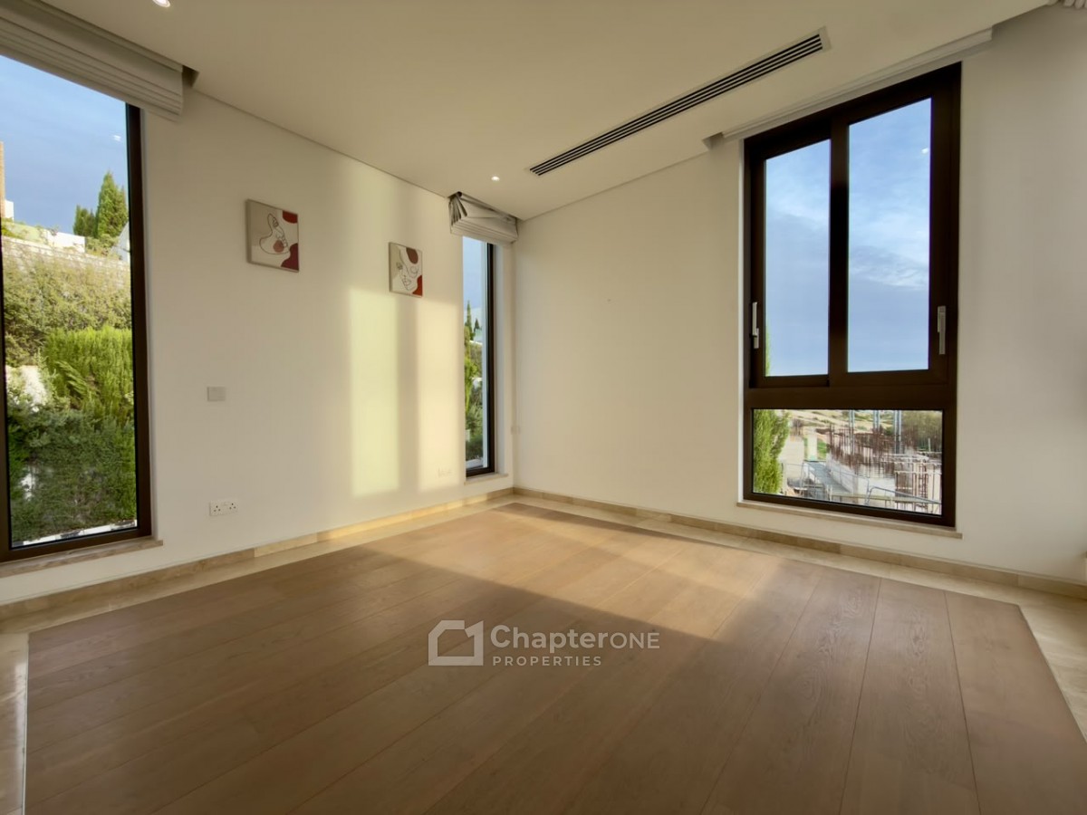 Detached Villa For Sale  in  Peyia - St. George