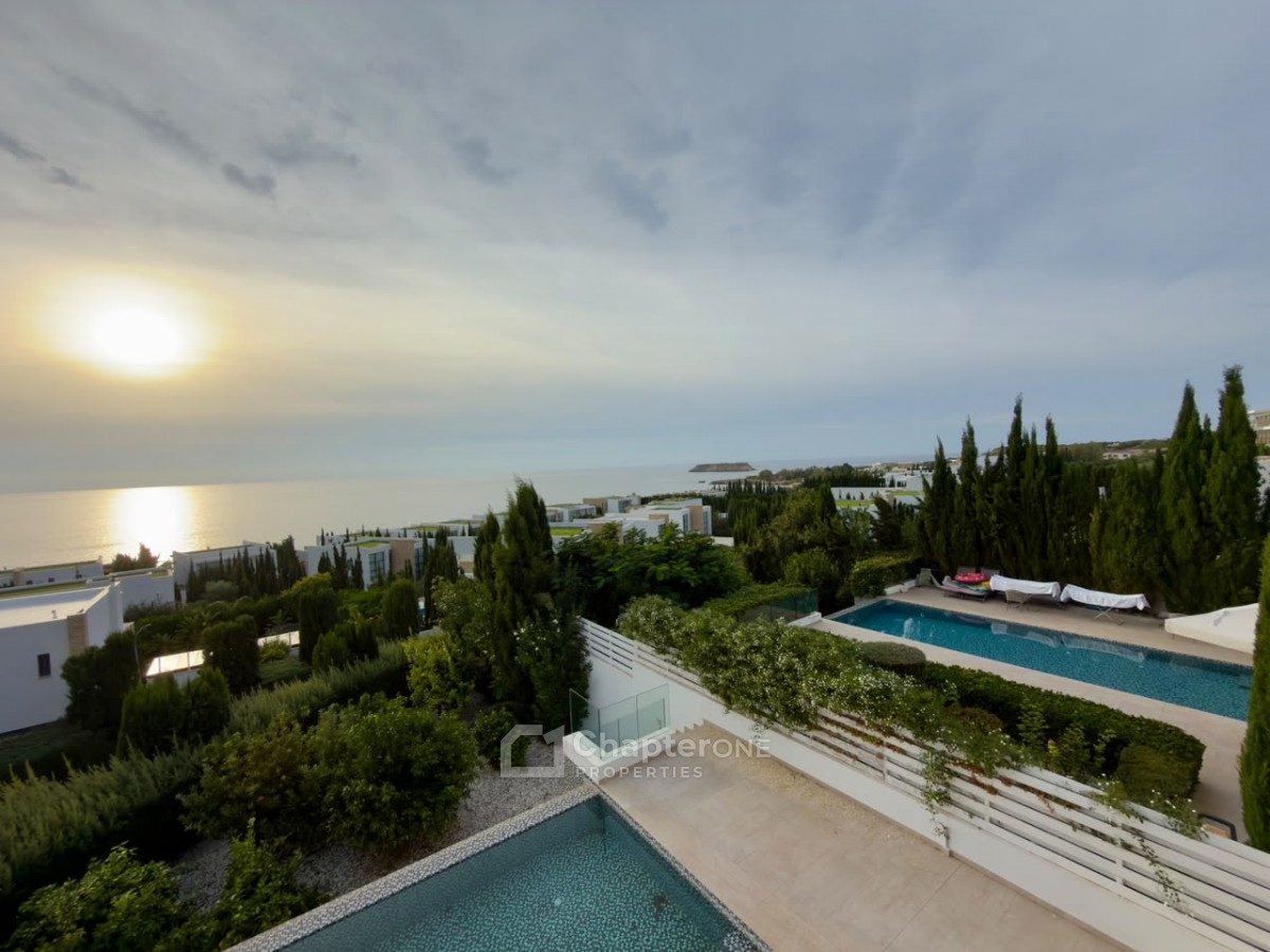 Detached Villa For Sale  in  Peyia - St. George
